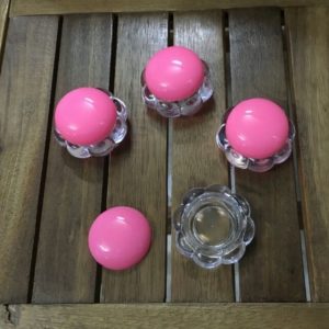 Cosmetic containers