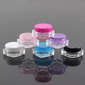Cosmetic containers