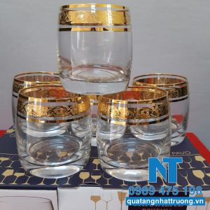 Glass tumblers