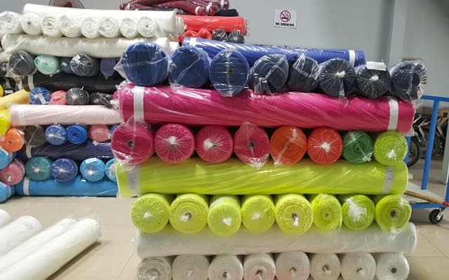 Fabric roll purchasing