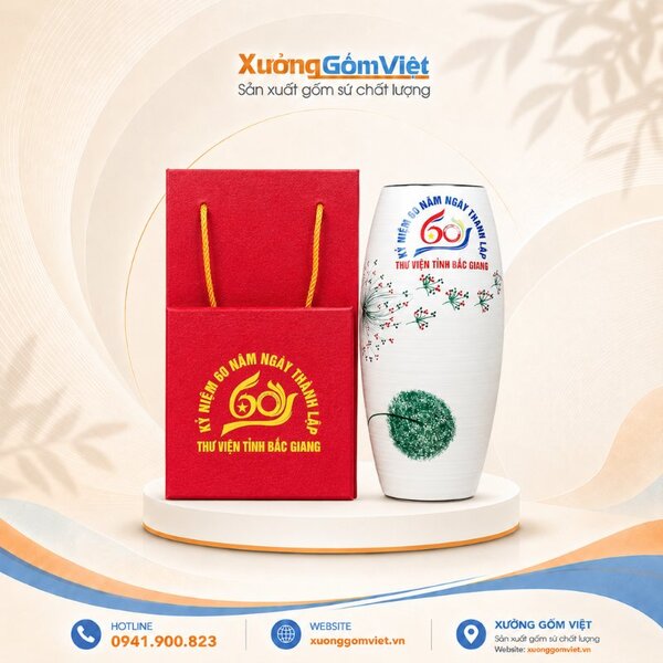 Ceramic flower vases for 60th anniversary celebration