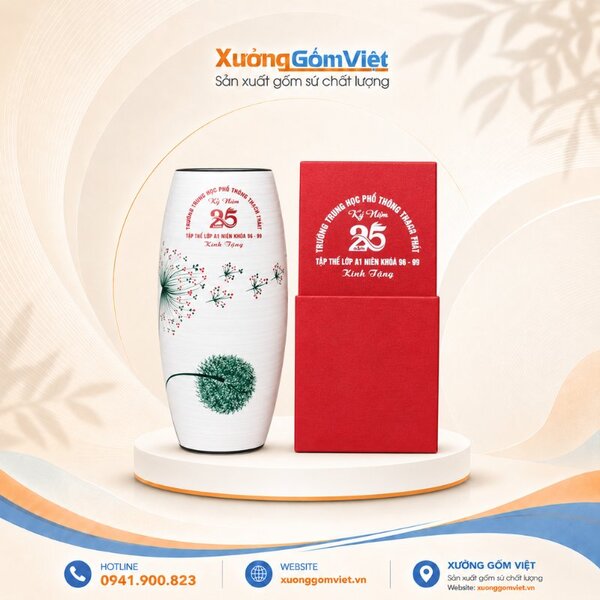 Ceramic flower vases for 25th anniversary class reunion