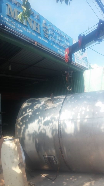 Industrial tank