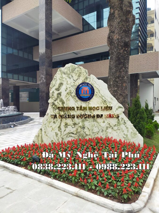 Natural stone signage for Hanoi University of Commerce