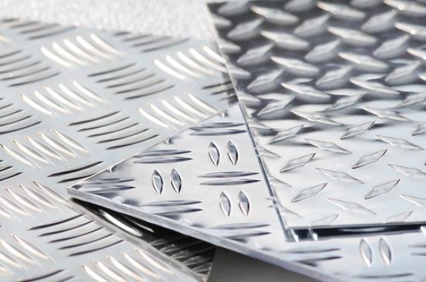 Anti-slip aluminum