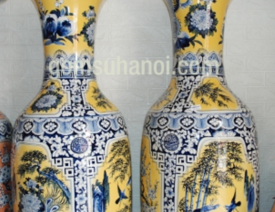 Ceramic vase