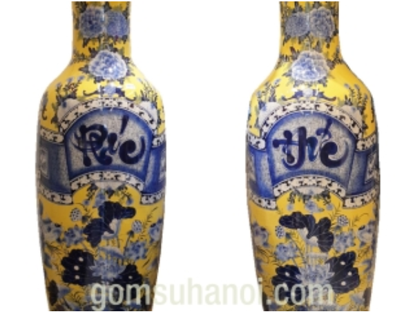 Ceramic vase