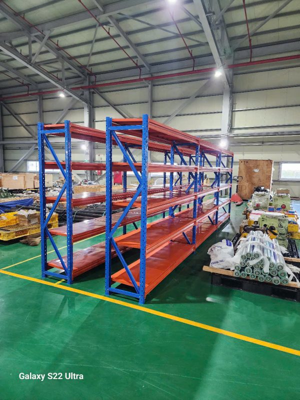 Medium-duty rack