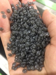 Recycled plastic pellets