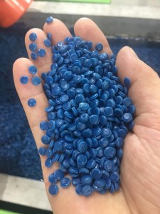 Recycled plastic pellets