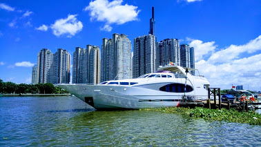 Yacht for rent