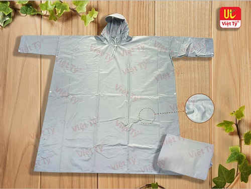 Batwings raincoat