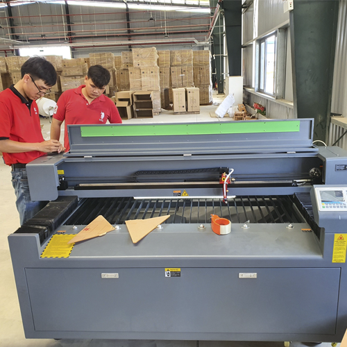 LW 1325CO2 Laser cutting machine