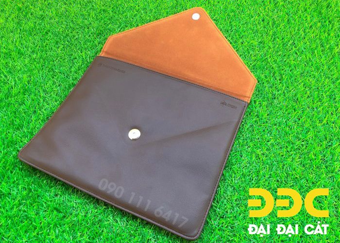 Vehicle registration wallet