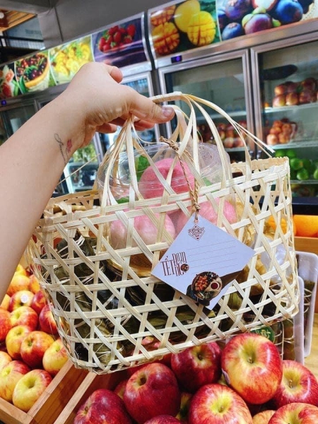 Bamboo basket