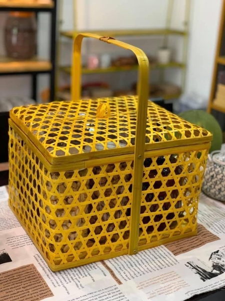 Bamboo basket