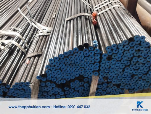 Seamless steel pipes DN15