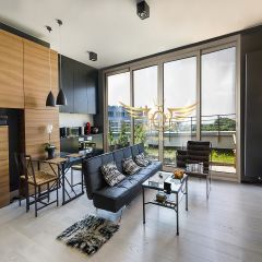 Sliding aluminum door