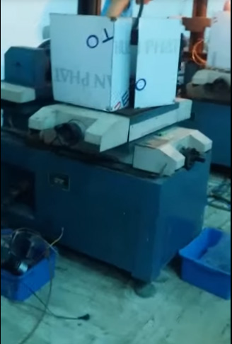 Wire cutting processing