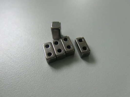 Polygonal magnet
