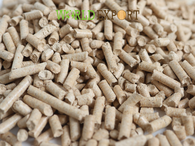 Pine wood pellet