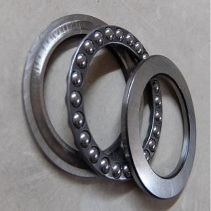 Ball bearing puller
