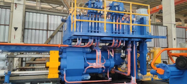 Aluminum extrusion machine