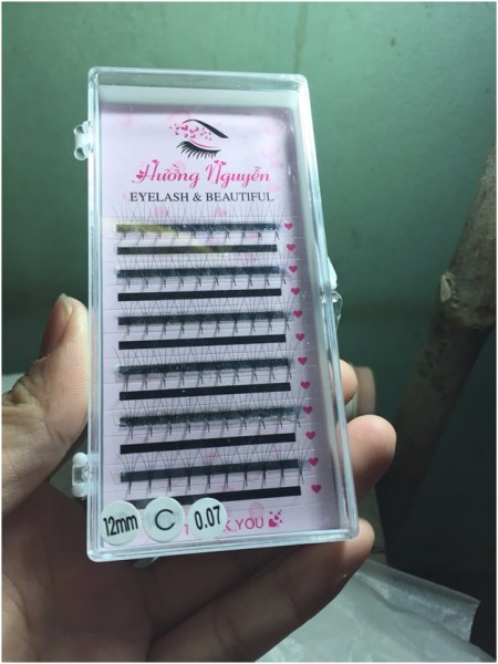 Tray eyelashes