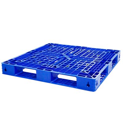 Plastic pallet