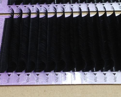 Eyelashes extention