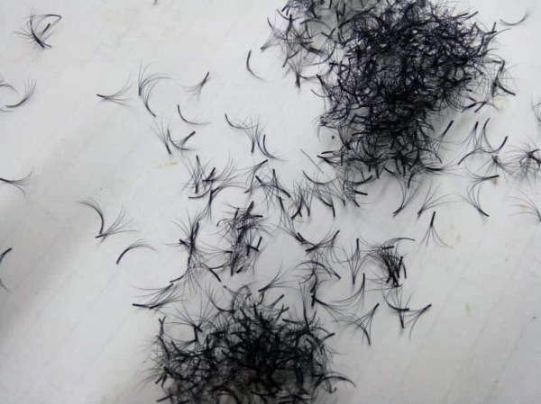Volume eyelashes