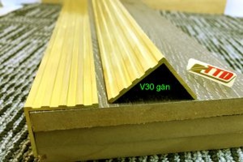 V-shaped trim