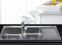 Stainless steel sink