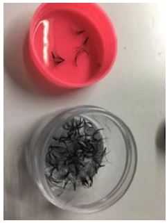 False eyelashes