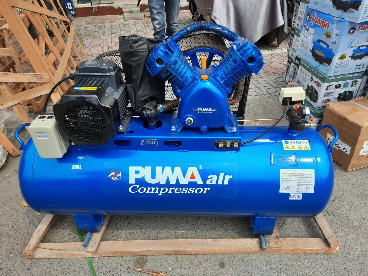 Compressor