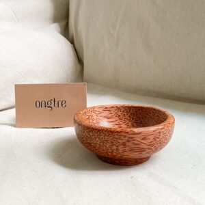 Coconut wood bowl