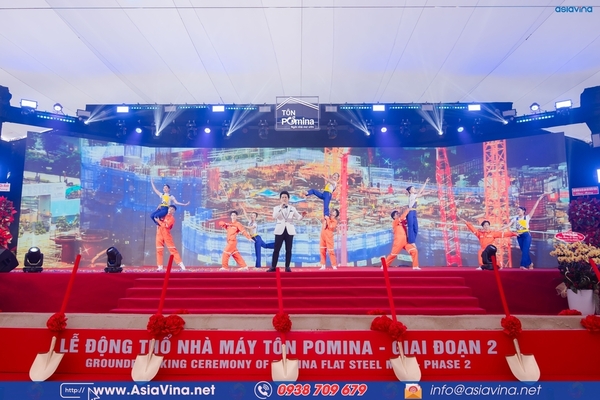 Event stage rental