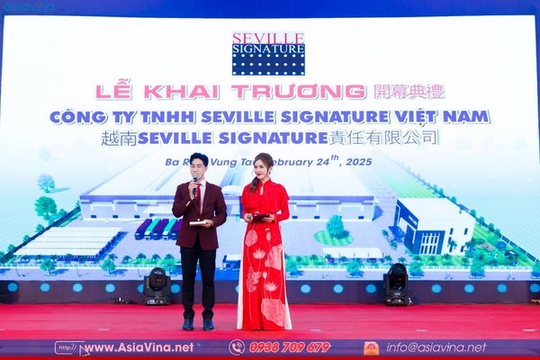 Bilingual event MC supply