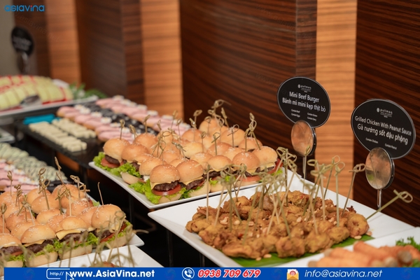 Finger food catering services