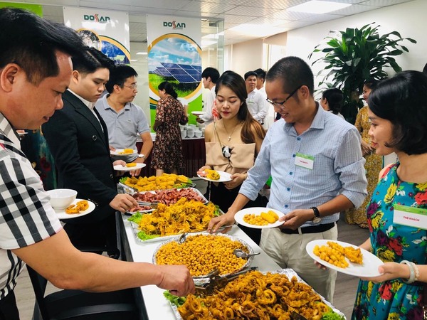 Corporate buffet catering services