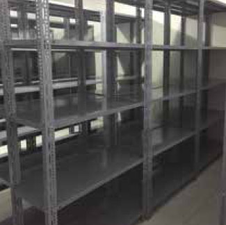 V-shaped shelf
