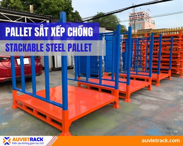 Stackable steel pallet