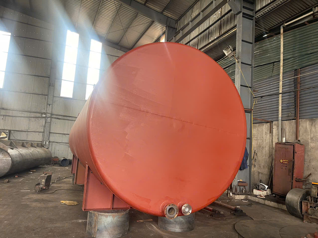 Industrial tank