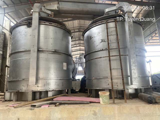 Industrial tank