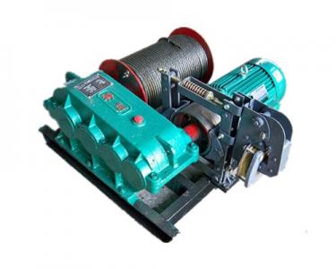 Electric winch for construction