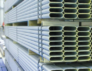 Oval steel pipe