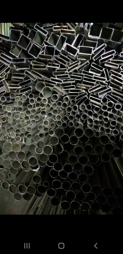 Stainless steel pipe