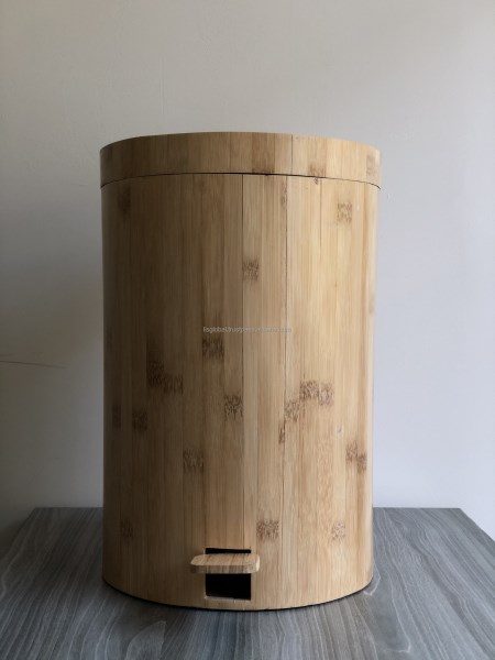 Bamboo trash can