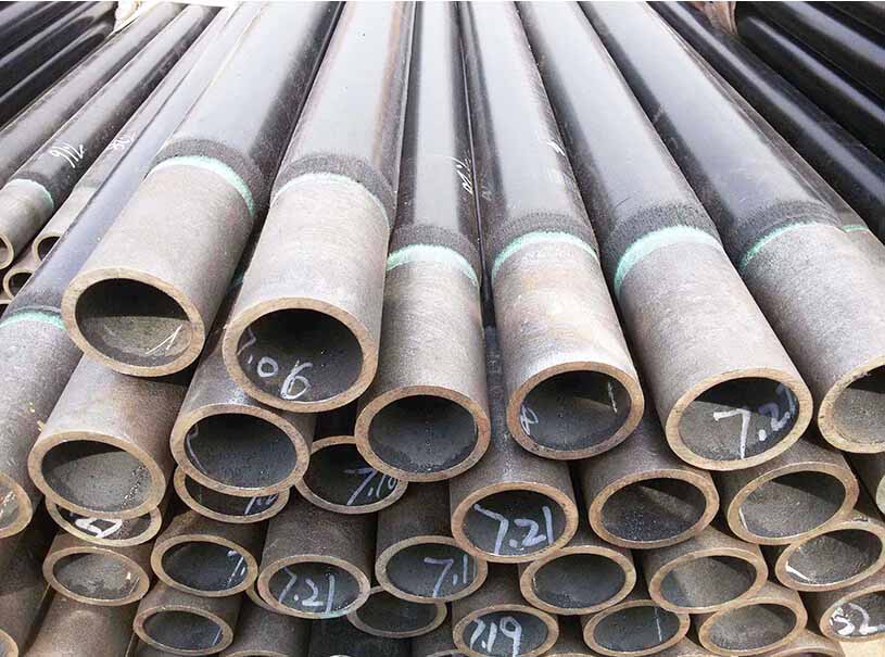 Seamless steel pipe