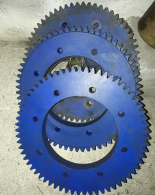 Machine repair and refurbishment services